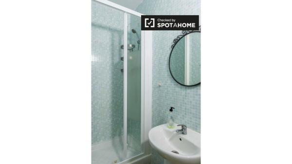 Alquiler de habitaciones en acogedor apartamento de 2 dormitorios en El Born - Stud