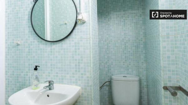 Alquiler de habitaciones en acogedor apartamento de 2 dormitorios en El Born - Stud