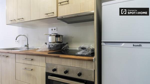 Elegante apartamento de 1 dormitorio en alquiler en Sants, Barcelona