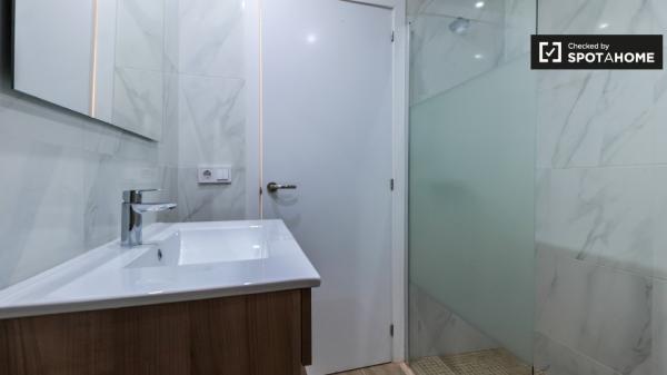Elegante apartamento de 1 dormitorio en alquiler en Sants, Barcelona
