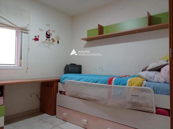 Piso en calle l'Aguila