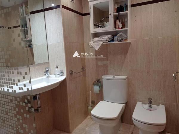 Piso en calle l'Aguila