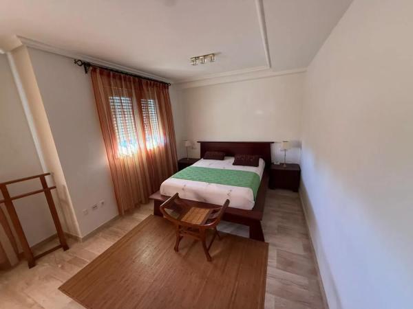 Casa independiente en calle Santa María Josefa