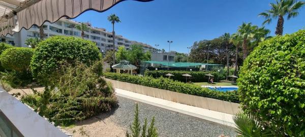 Piso en avenida Pintor Fernando Soria, 7