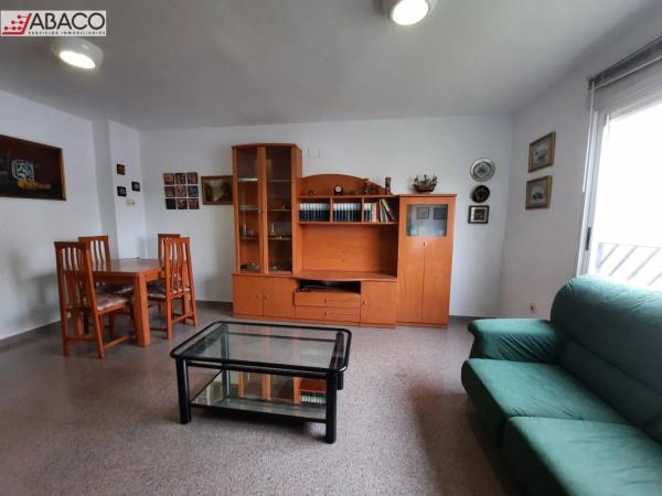 Piso en calle Angelina Bendito, 16