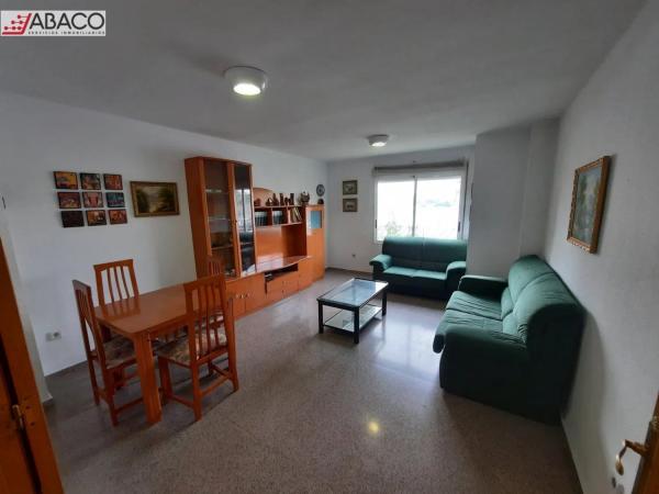 Piso en calle Angelina Bendito, 16