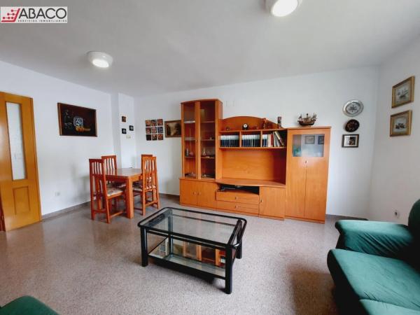 Piso en calle Angelina Bendito, 16