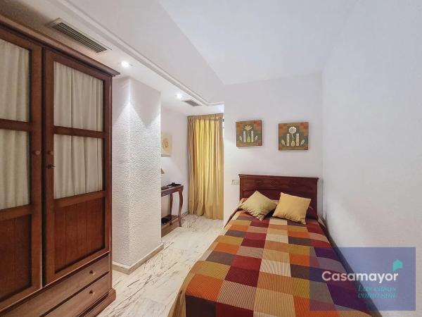 Piso en calle General Lacy, 12