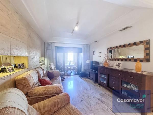 Piso en calle General Lacy, 12