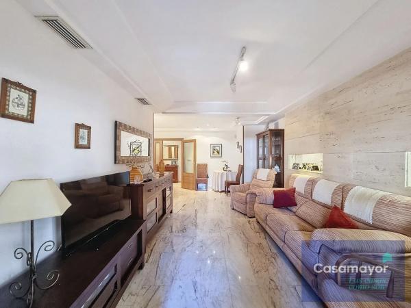 Piso en calle General Lacy, 12