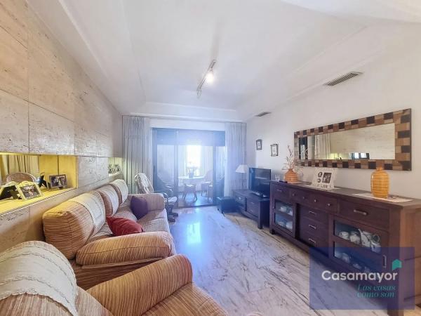 Piso en calle General Lacy, 12