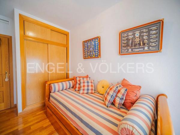 Piso en calle Arpón