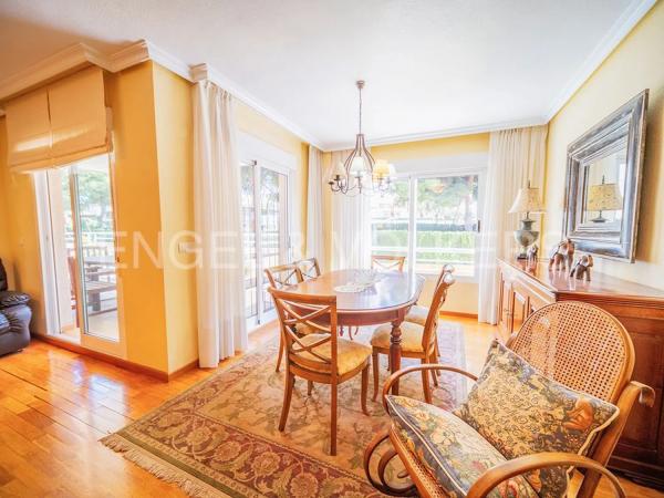 Piso en calle Arpón