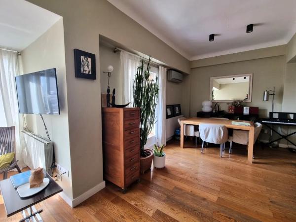 Piso en calle Reyes Católicos