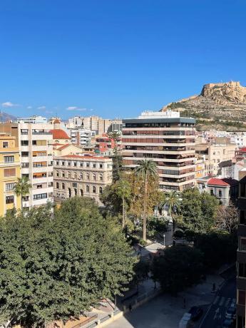 Piso en avenida del Doctor Gadea, 27