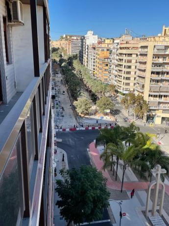 Piso en avenida del Doctor Gadea, 27