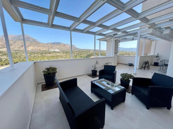 Ático en Pueblo Poniente