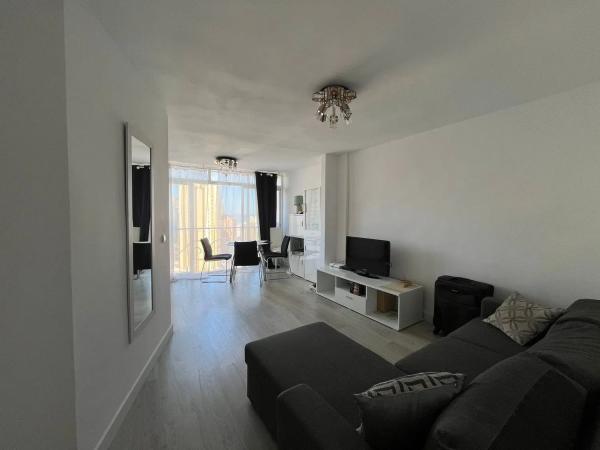 Piso en avenida de Montecarlo, 22