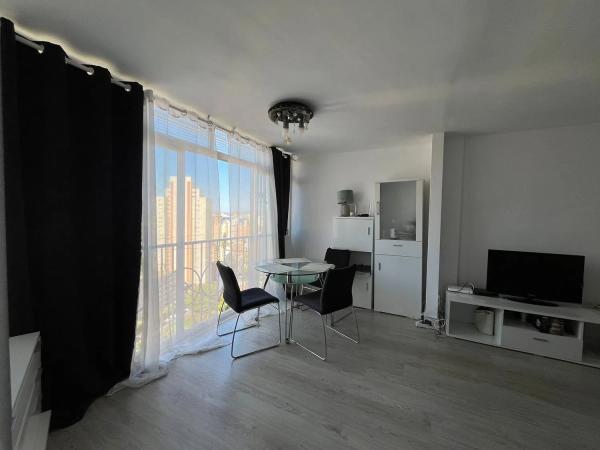 Piso en avenida de Montecarlo, 22