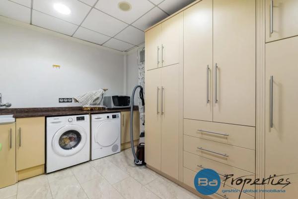 Casa independiente en calle la Carretera