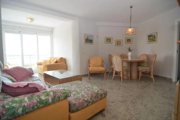 Piso en calle Rube Darío Cmor, 13