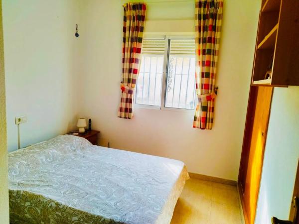 Chalet en Barrio Los Almendros-La Florida