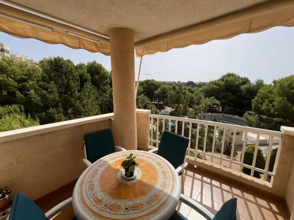 Piso en Barrio Campoamor