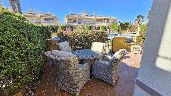 Dúplex en Barrio Lomas de Cabo Roig-Los Dolses