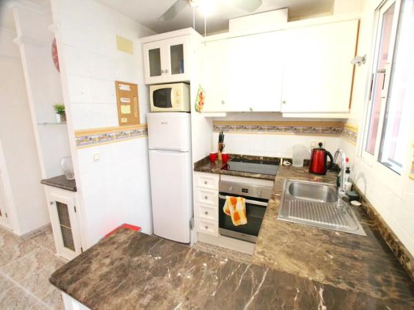 Chalet adosado en calle Venezuela