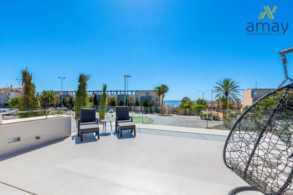 Casa independiente en calle Ana María Matute s/n