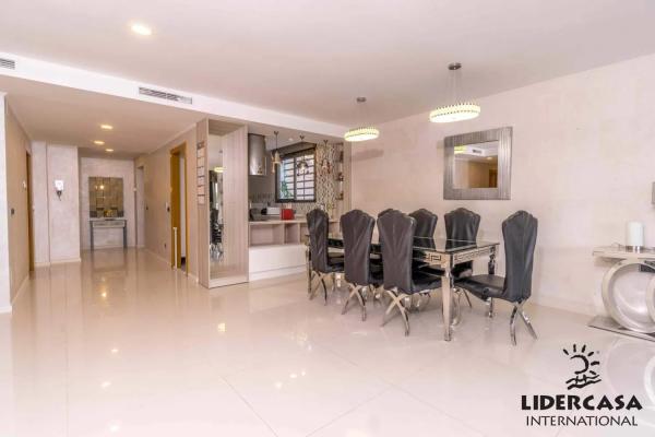 Casa independiente en calle Miguel de Unamuno s/n