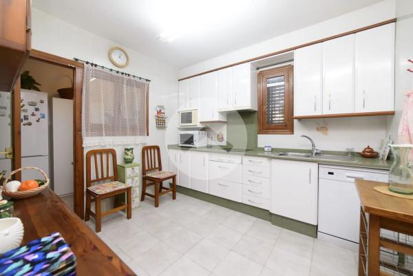 Casa independiente en calle de Rosalía de Castro