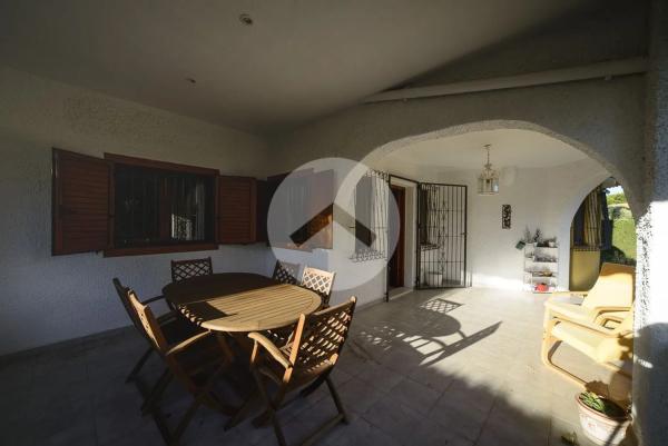 Casa independiente en calle de Rosalía de Castro