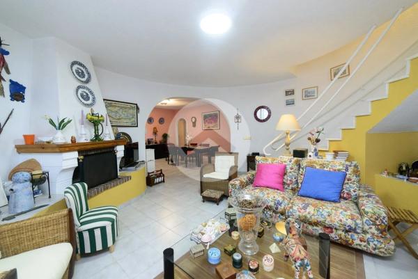 Casa independiente en calle de Rosalía de Castro