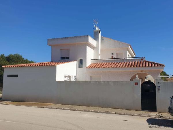 Chalet pareado en calle Gerardo Diego