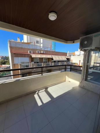 Piso en plaza Miguel Hernández, 6