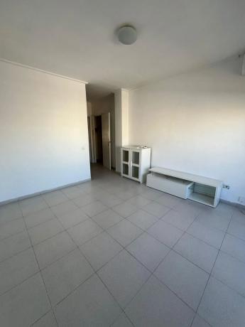 Piso en plaza Miguel Hernández, 6