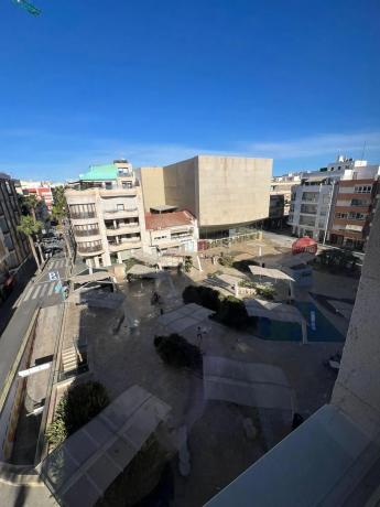 Piso en plaza Miguel Hernández, 6