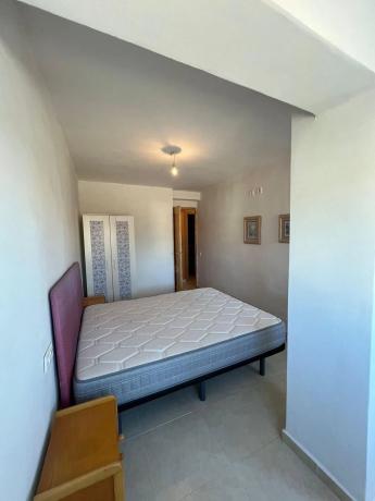 Piso en avenida Alfredo Nobel, 149 -145