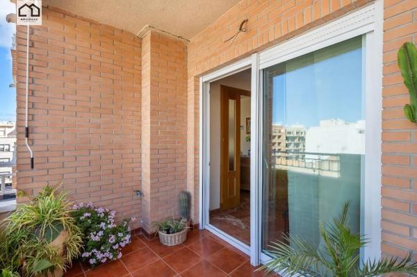 Piso en Barrio Centro - Muelle Pesquero