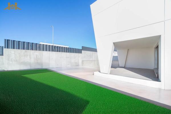 Chalet pareado en venta en calle Helsinki, 1