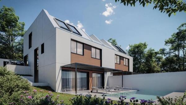 Chalet pareado en venta en Antonio López s/n