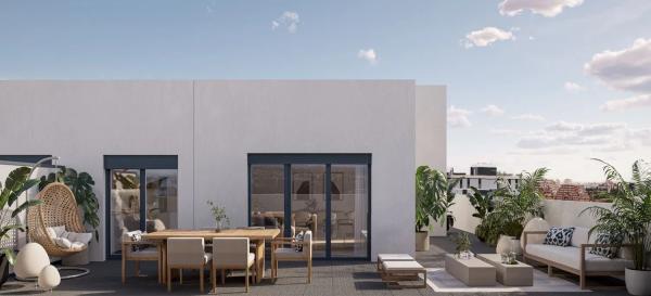 Piso en venta en Avenida Carlos Marx, 11