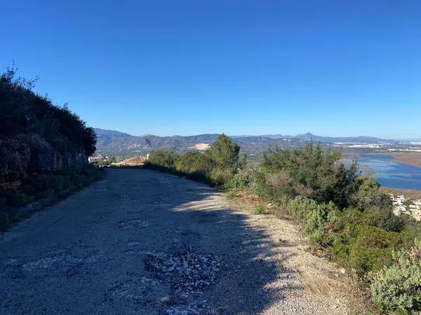 Terreno en calle los Canarios