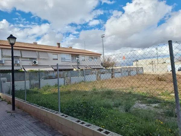 Terreno en calle Luis Amigo, 51