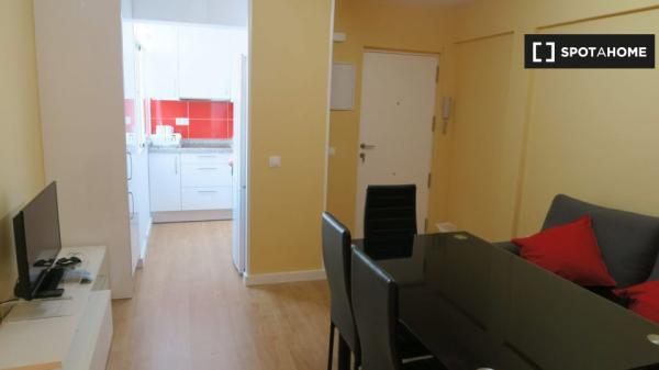 Außenraum in 4-Zimmer-Wohnung in Triana, Sevilla