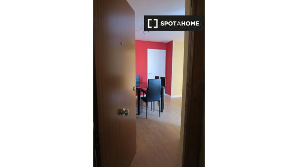 Außenraum in 4-Zimmer-Wohnung in Triana, Sevilla