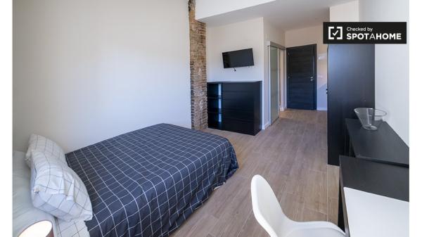 Estudio en alquiler en Burjassot, Valencia.