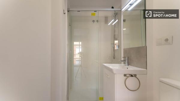 Kawalerka do wynajęcia w Burjasot!