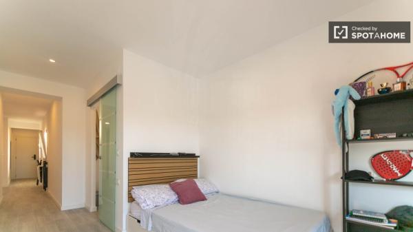 Kawalerka do wynajęcia w Burjasot!